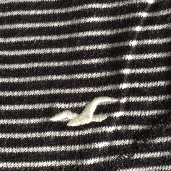 Hollister Long sleeve - Picture 2 of 3